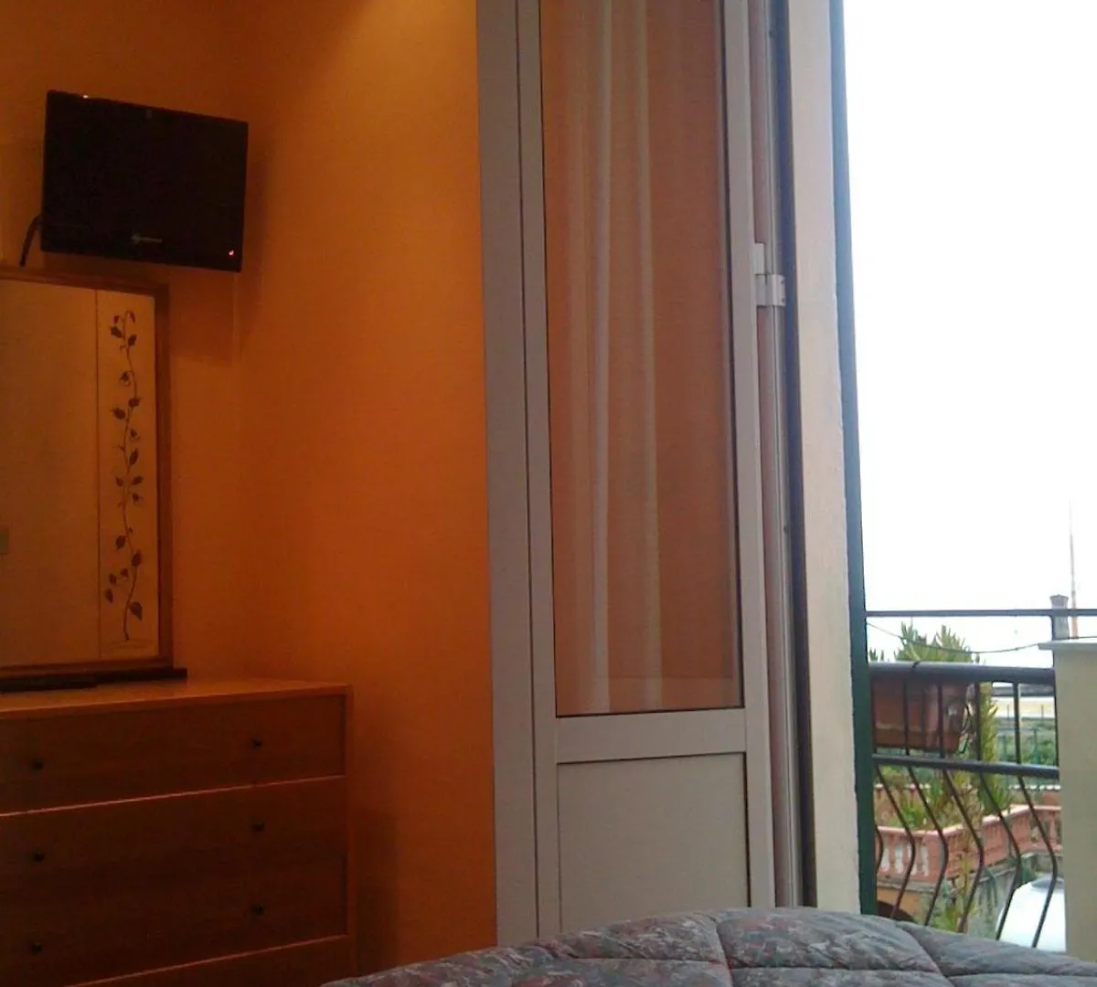 **  Hotel Villa Bianca 라이구에글리아 이탈리아