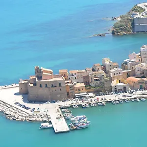 alices-apartment.sicilyhotelsitaly.net/